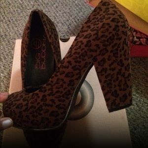 Big Buddha cheetah pumps